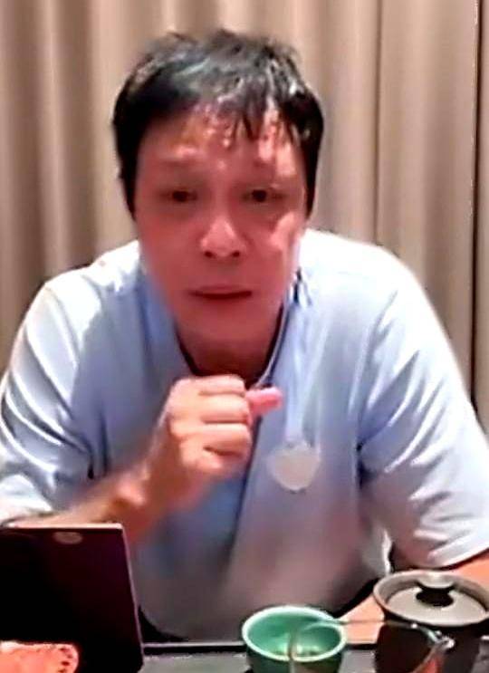 范志毅挠头锐评国足太犀利丢什么人，硬气国足启程赴海外奔赴新战场