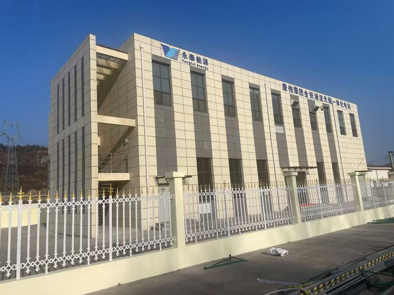 （图：永泰能源旗下康伟集团全钒液流光储一体化电站）