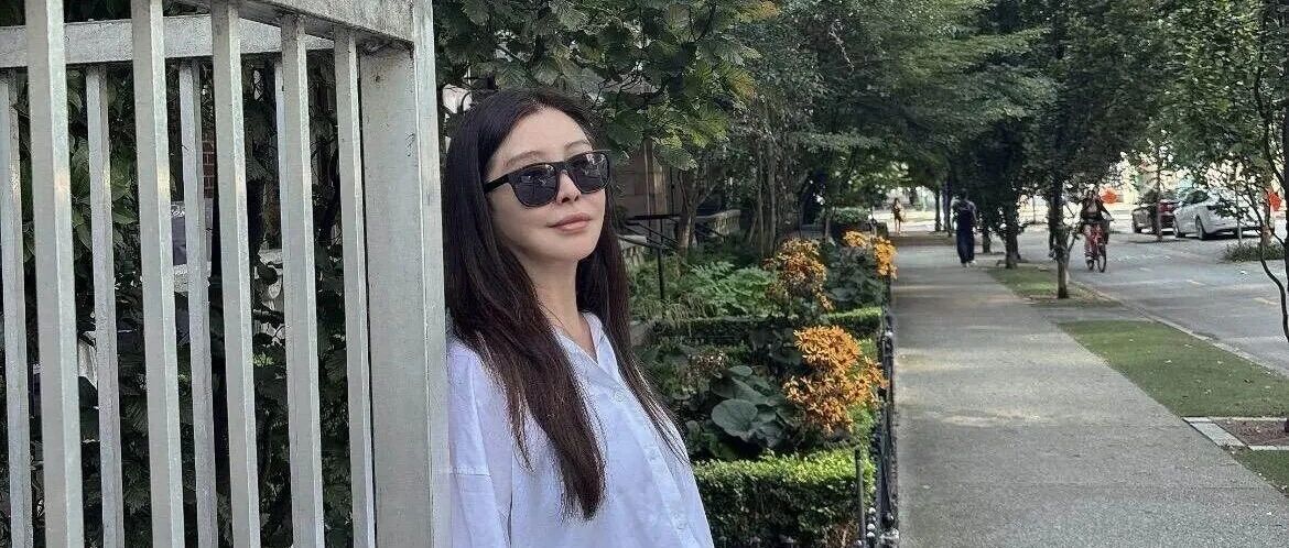 王祖贤用“糟心”消解了“精致”焦虑｜街谈巷议