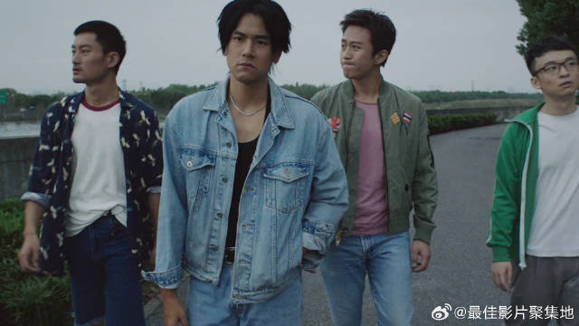 彭于晏没找回狗狗，却意外发现死对头秘密，精彩了！