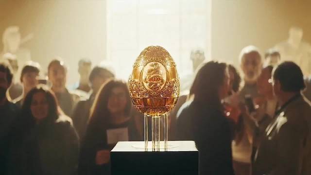 大金蛋众目睽睽之下被盗，死侍逃脱强森的追捕应该很容易才对