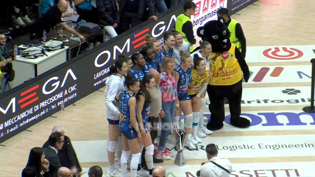 朱婷助科内利亚诺3比0胜马切拉塔夺意大利杯冠军