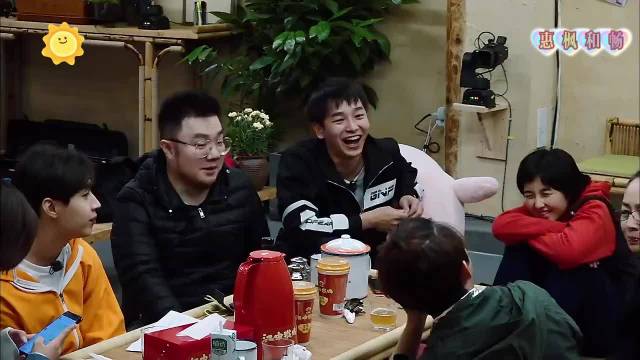 张子枫演戏7年，今年才16岁，真的是少年成才啊