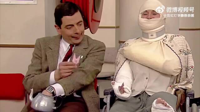 憨豆先生三分钟视频展现爆笑幽默