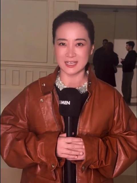 贾玲解散经纪公司专注电影创作，新片《转念花开》杀青瞄准春节档