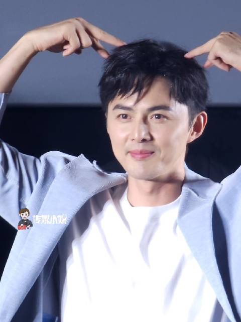 叶祖新完成饭撒任务游刃自如，结束时满头大汗