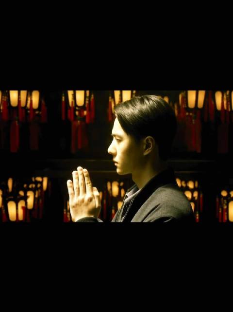 电影的最后，你看着这样一双眼睛，怎么会不为他的眼泪动容