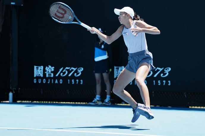 张帅提到的大满贯14连败具体发生在什么时期，她当时是如何克服这个心理和成绩低谷的？