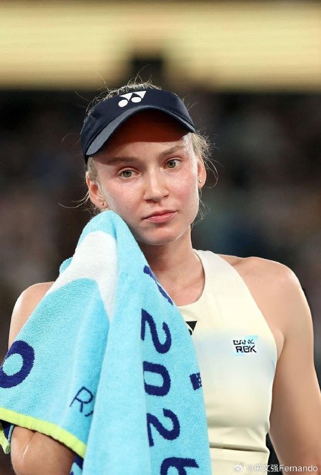 莱巴金娜夺得澳网冠军后，WTA世界排名前五的格局发生了哪些具体变化？