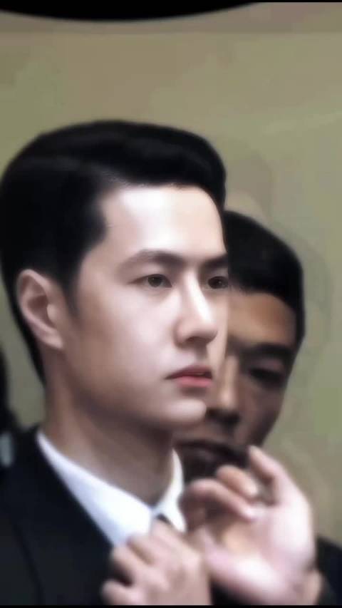 叶先生没有存心做过坏事，但身在悬崖边，一不小心就双手沾满鲜血！