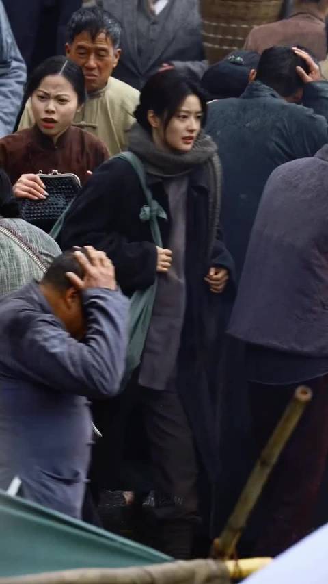 徐若晗 为什么独自一人拍韩剧，叶平君太有氛围感了！