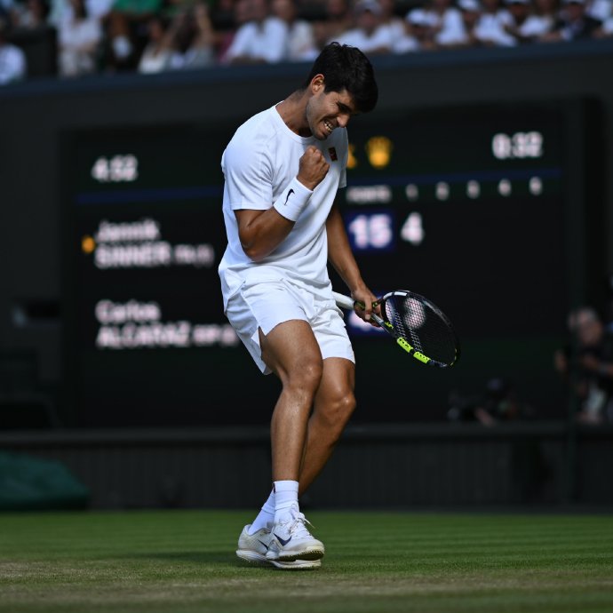 阿尔卡拉斯与辛纳构成的‘新双骄’格局，两人技术风格有何不同？