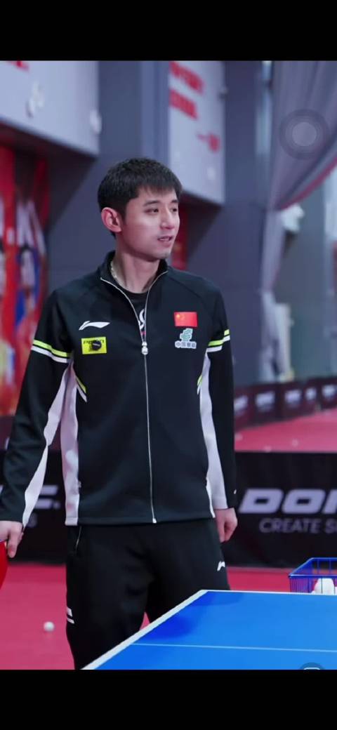 “人家都争着跟我练，我看你跟我练很不情愿” 哥哥你这是什么小说男主发言