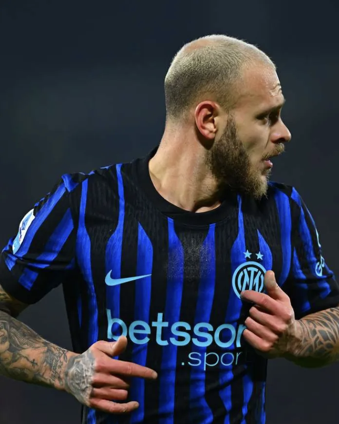 国米客场7连胜6场零封，蓝黑军团强势领跑意甲，两大核心迎里程碑