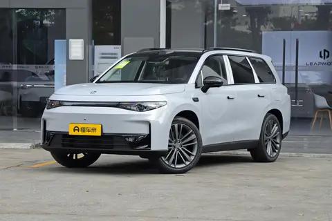 过年回家就选零跑C16：17万级六座SUV，激光雷达+8295 芯片，真香