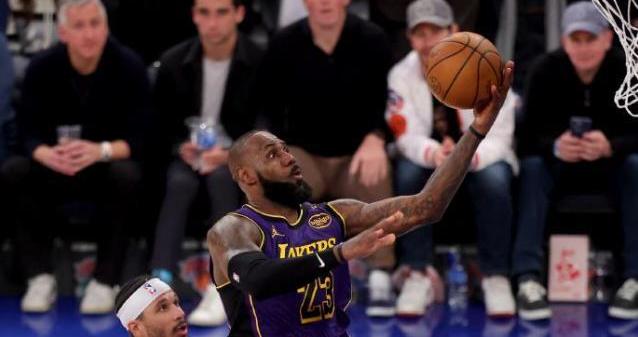 “东詹”合砍52分！湖人勉强保住西部第六 尼克斯6人上双力压洛城