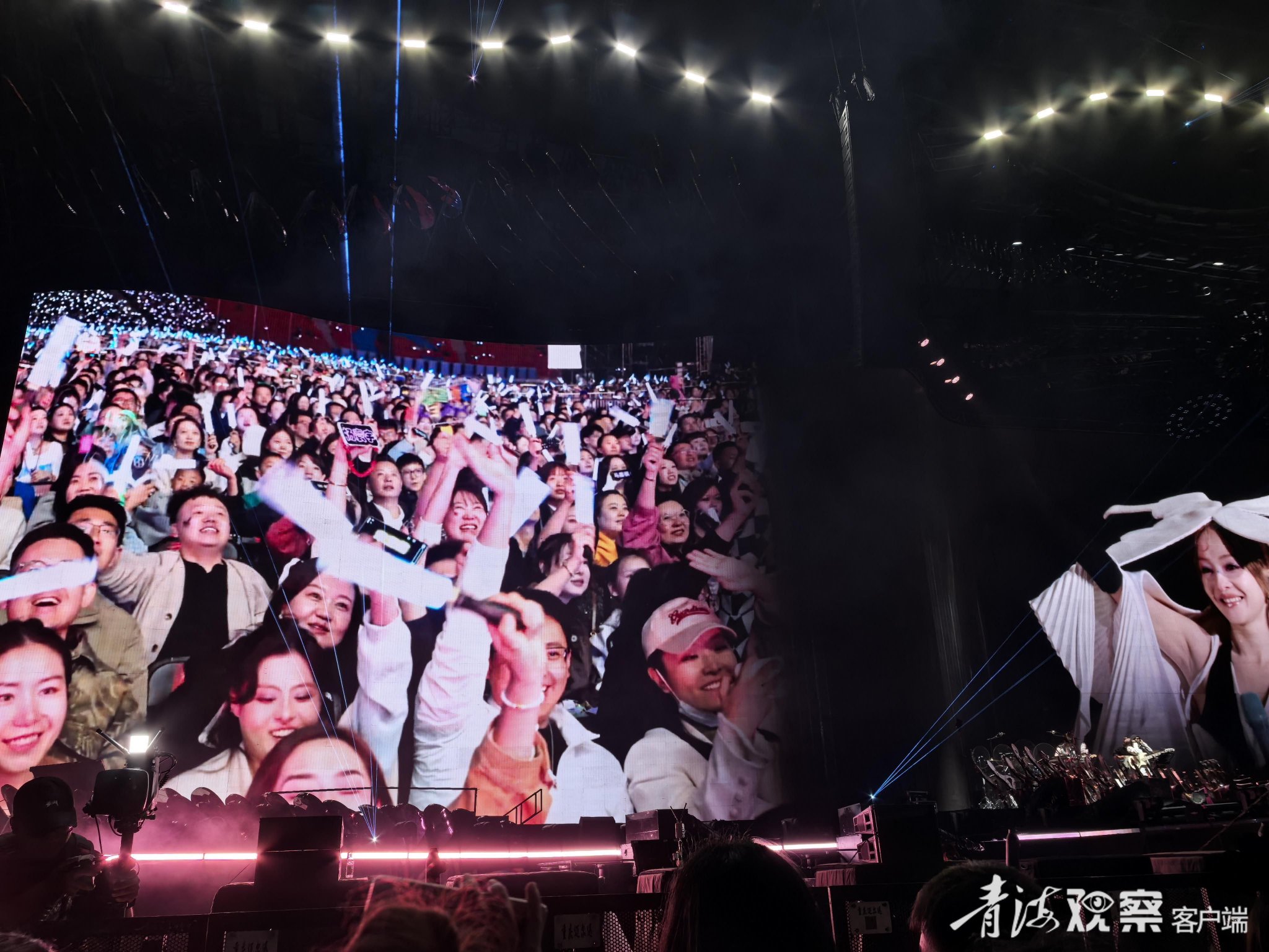 天籁穿越海拔!2025张韶涵「觅光」世界巡演西宁站唱响高原