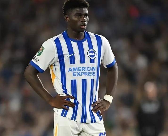 曼联夏窗中场引援锁定三目标 亿元级豪购面临多重考验