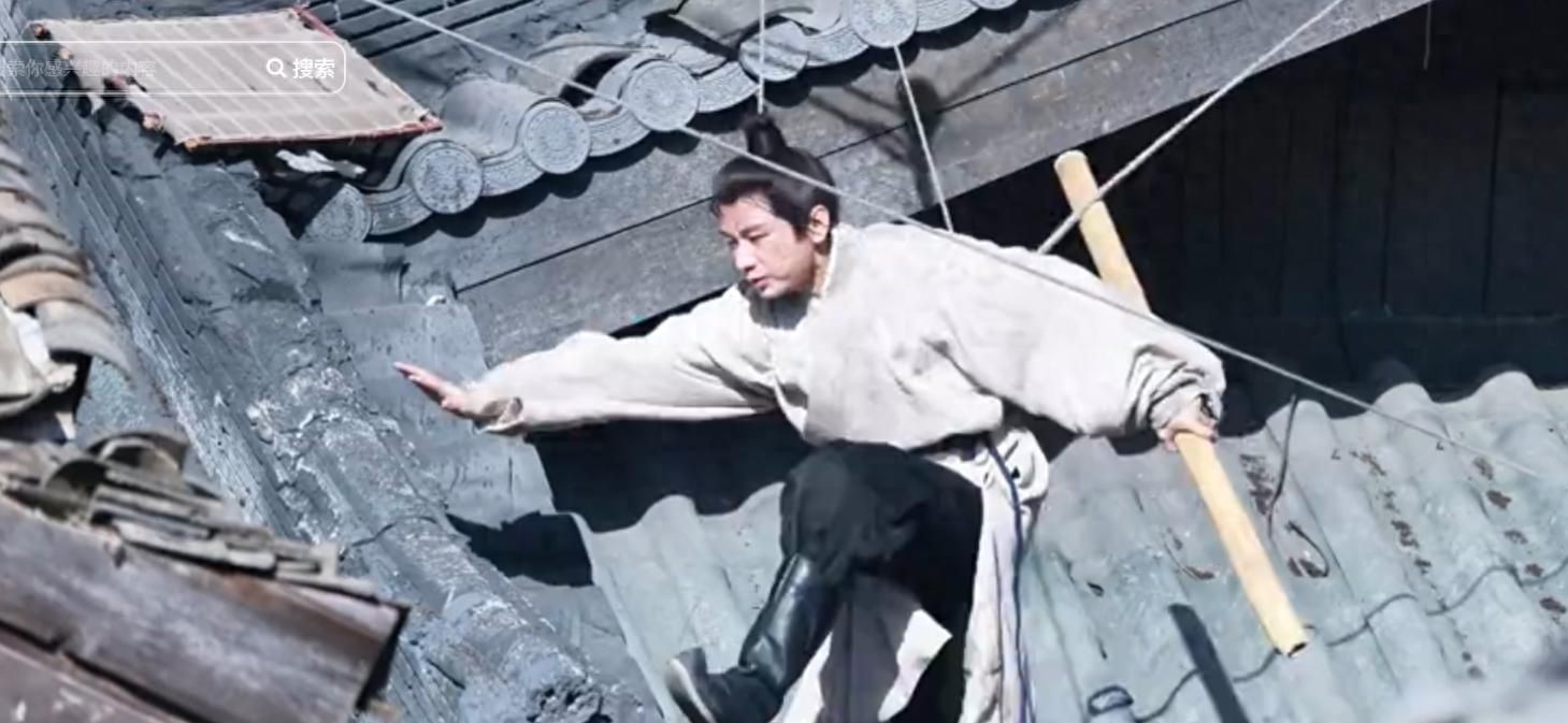 35岁成毅拍打戏受伤，腰部受重击后脑勺撞地，张晋的教训他没看懂