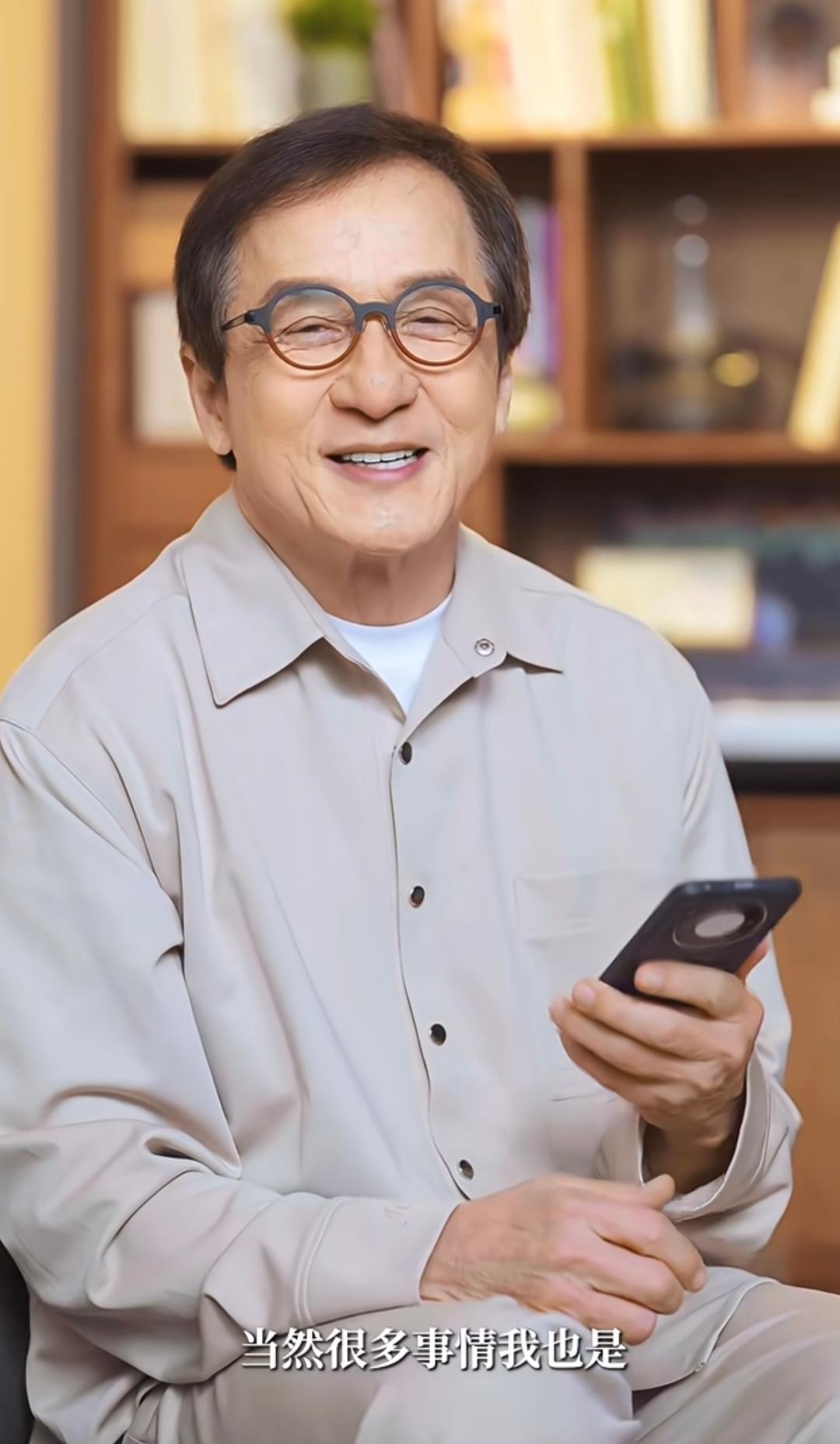 成龙、王祖贤等入驻社交平台，老牌明星靠“生活感”圈粉