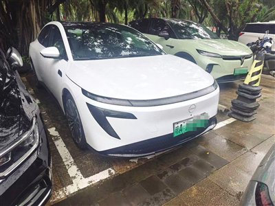 “买的新车竟已充过1000余度电我怀疑买到了展车”