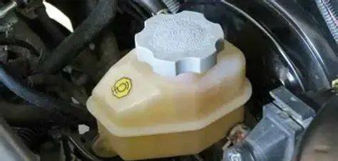 刹车油含水量超3%会怎样?这个安全隐患你了解吗?