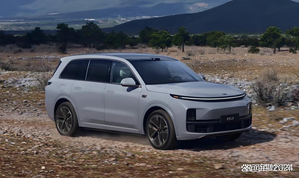 2025车市:纯电拐点来临,增程将面临啥挑战?