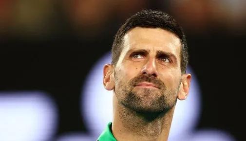 [流言板]38岁德约结束对辛纳五连败，此前对辛纳已连丢9盘