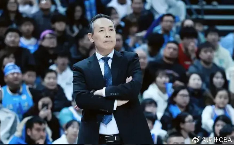 北京男篮主帅许利民谈外界压力：确实痛苦但必须经历