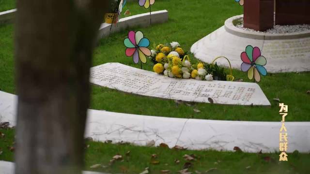 以办案开路，重拳出击，坚决整治殡葬领域腐败乱象