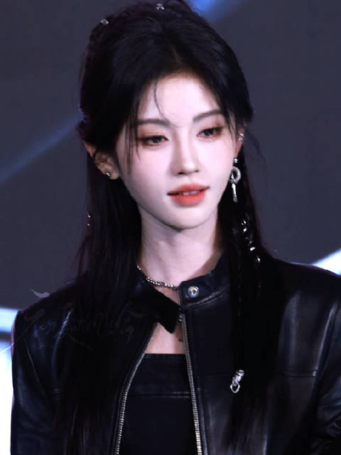 感受all black穿搭