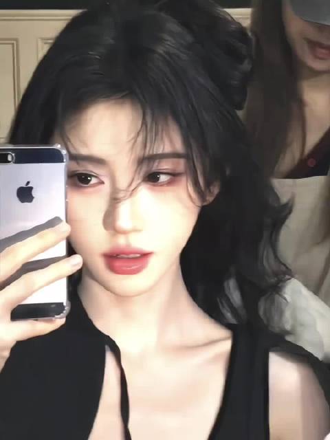 做梦都想长成鞠婧祎这样，感觉真的很美很美！