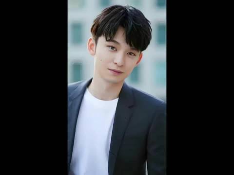 挺可爱的一小孩，可惜长了张嘴！