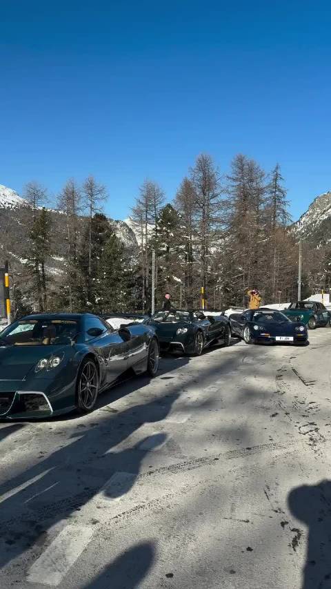 欧洲老钱的惬意周末，这迈凯轮F1，驾驶太有仪式感了