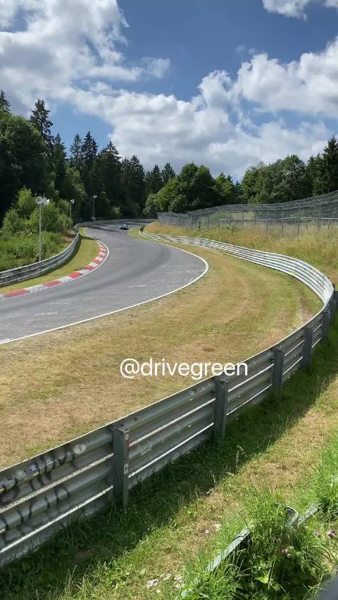 保时捷纯电718项目或取消，CEO称成本过高开发滞后