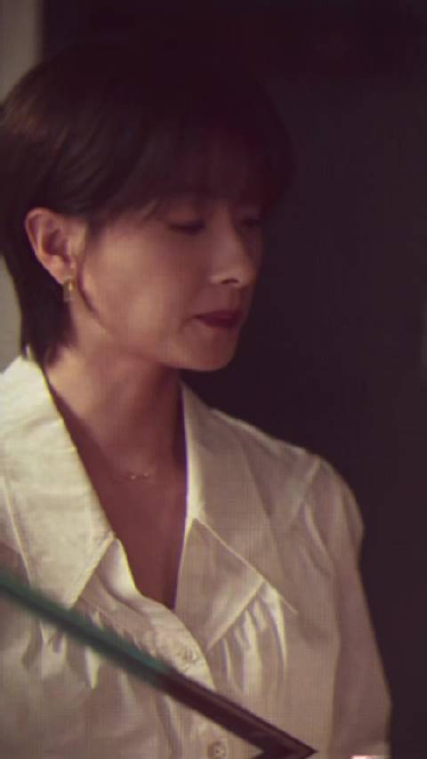 “钓鱼 好玩吗”苏更生玫瑰的故事火热搜万茜苏更生