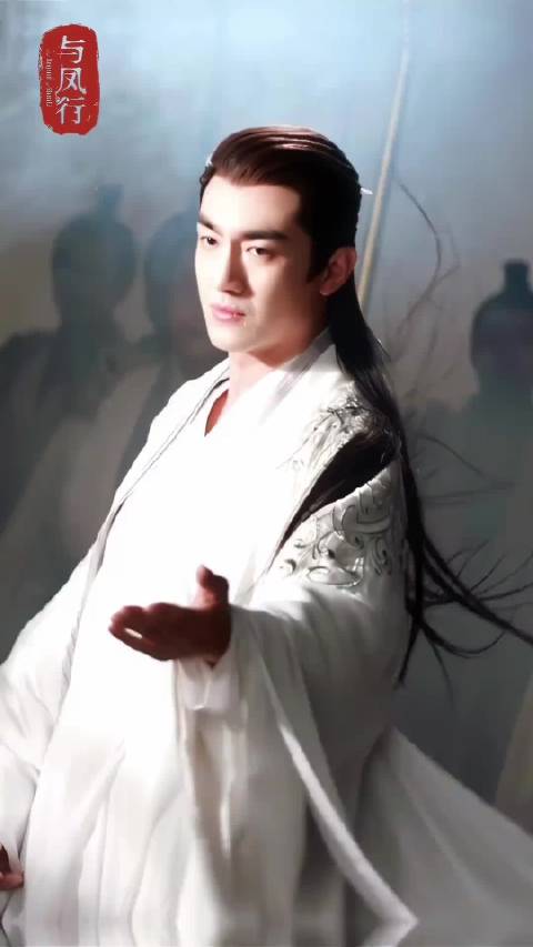 林更新生日获粉丝深情告白，多品牌代言身份引关注