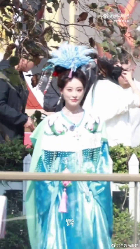 祝绪丹cos女儿国国王造型曝光，温婉大气完美还原经典