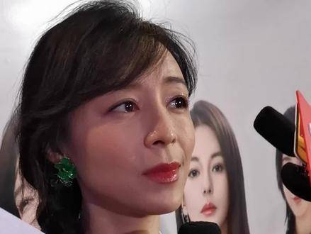 《漫长的季节》终章张静初饰成年沈默惊艳亮相