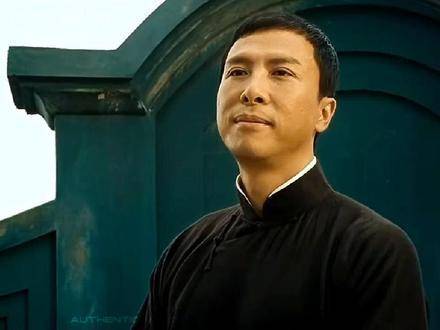 “学费得先交，学费得先交哦！”