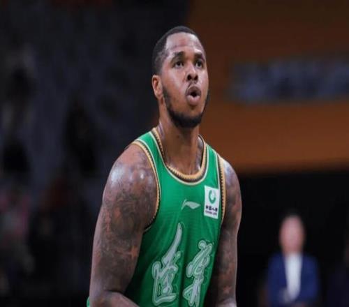 离队信号！辽篮新援基本被弃用只打2分钟杨鸣忍耐度已到