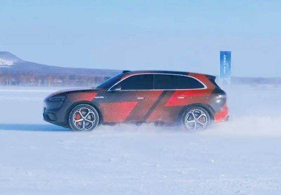 问界M6测试谍照曝光,全新家族设计激光雷达,预计25万起售