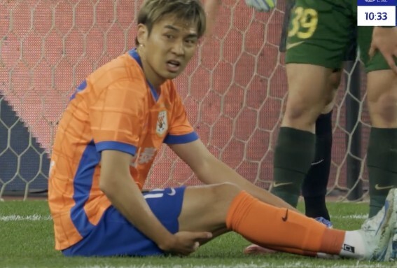 津媒：吴兴涵因泰山新老交替萌生去意，大概率租借加盟津门虎