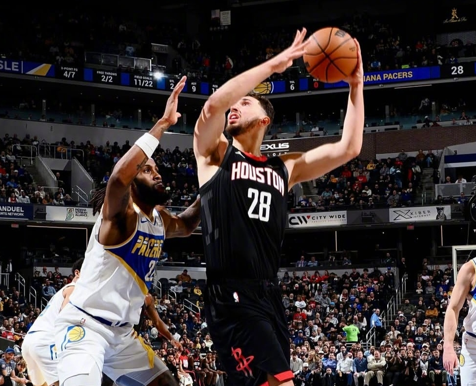 轰39分16板,申京赛季最佳一战!杜兰特缺席火箭险胜,乌度卡需改变