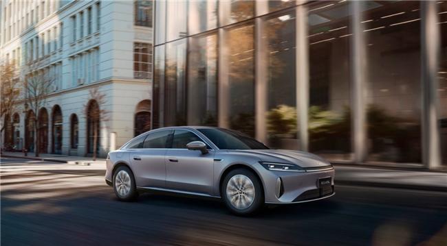 国产轿车的豪华进阶之路:风云A9L用全维实力诠释 “中国智造”