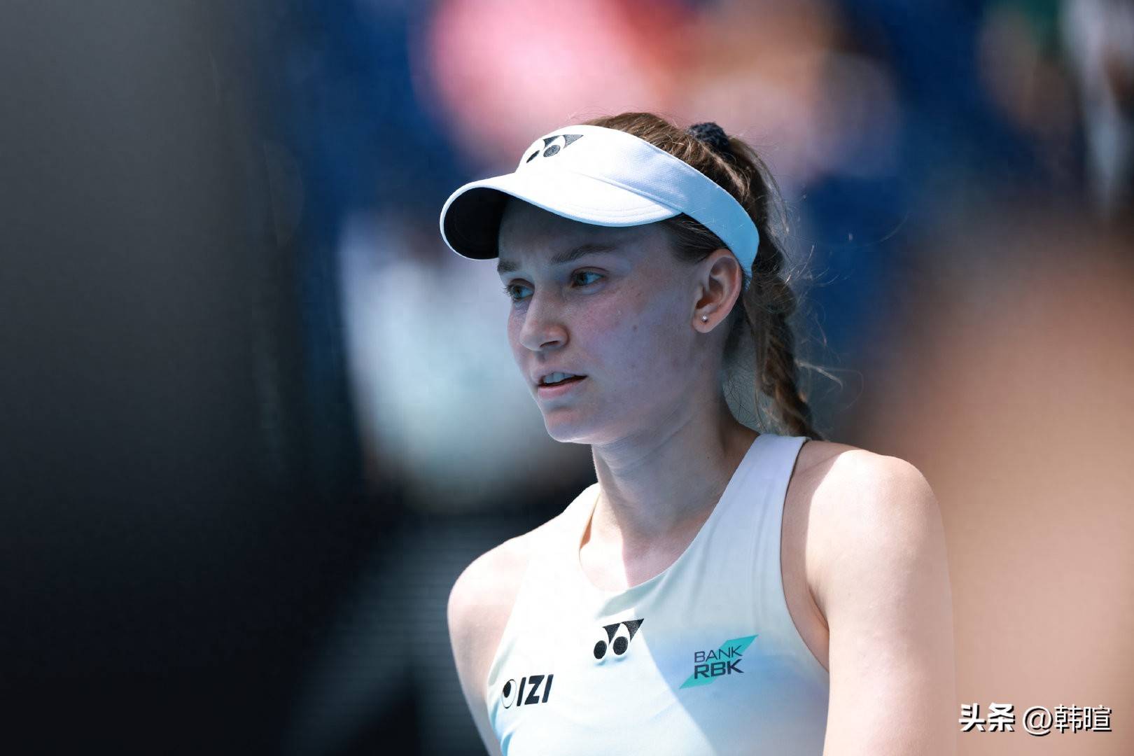 莱巴金娜不失一盘重返澳网女单4强,斯瓦泰克提前梦碎“全满贯”_决赛_巴伦卡_球员