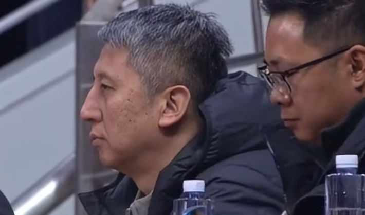 就在今天!2月1日上午,男篮传来周琦、赵睿、郭士强及世预赛新消息