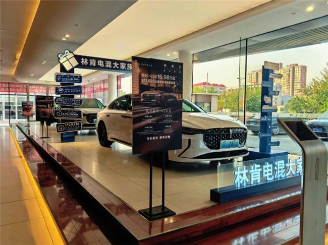 买豪华SUV怕后期麻烦?林肯冒险家给你答案