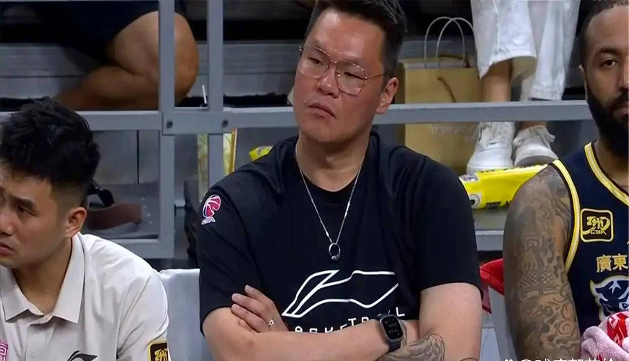 广东男篮倒退原因分析：运营成本、球员流失和伤病问题