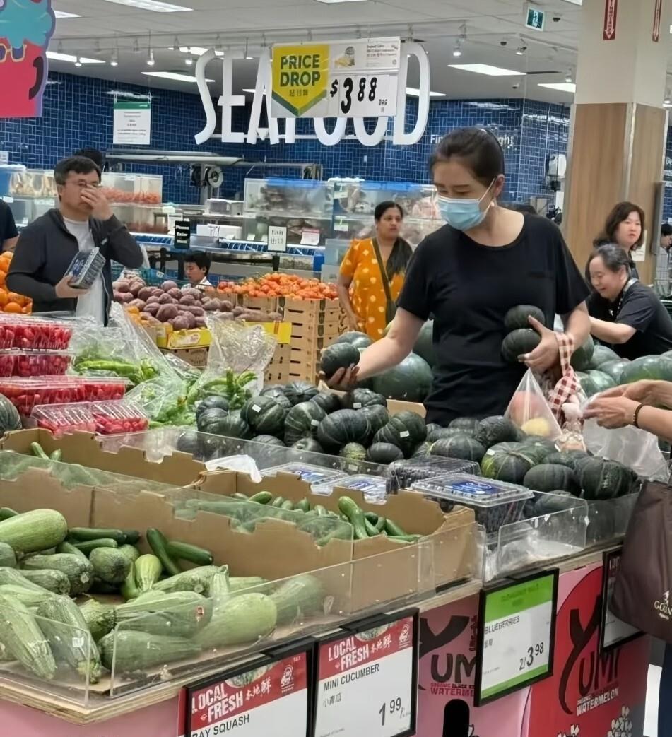 王祖贤回应衰老，58岁孑然一身：那些拒婚的港圈美人，都曾为情所伤？